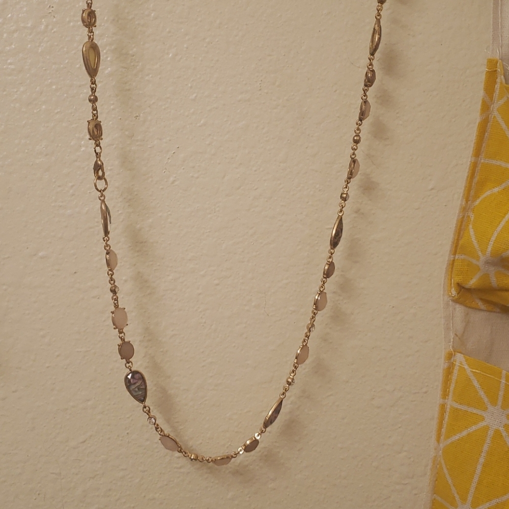 Long pink and gold necklace